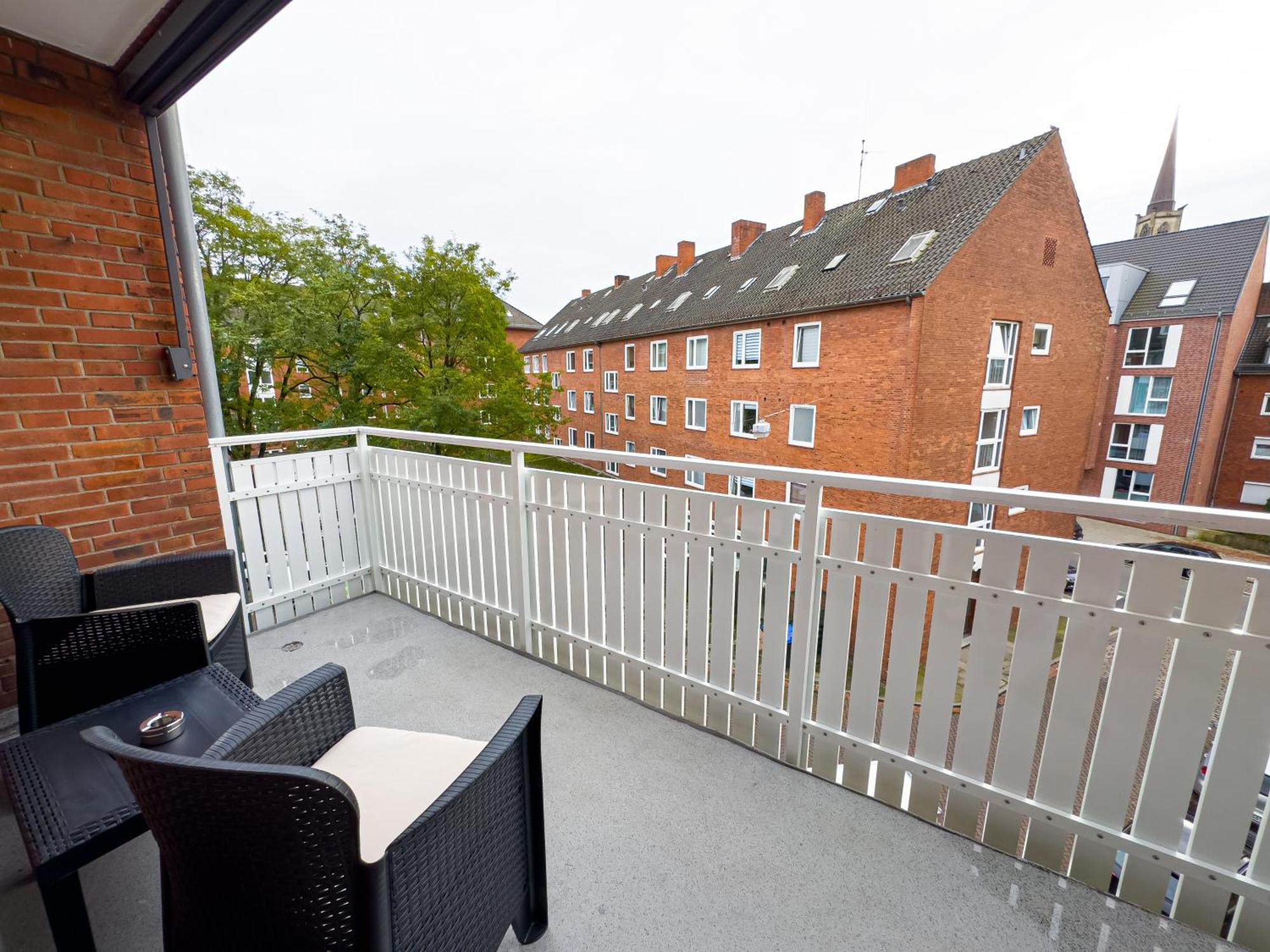Immostay G#3 Zentrales Mit Balkonblick *